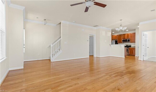 Foto del edificio - BEAUTIFUL 2-STORY CONDO IN CULPEPPER LANDING