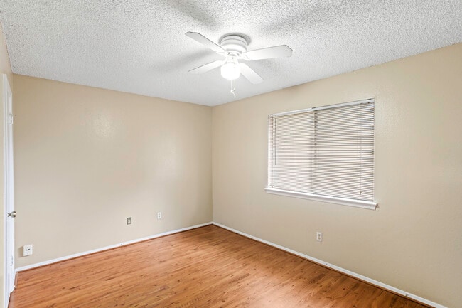 Building Photo - 7254 Flaming Forest St