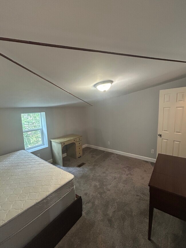 Bedroom 2 - 13 Mountain Meadows Rd