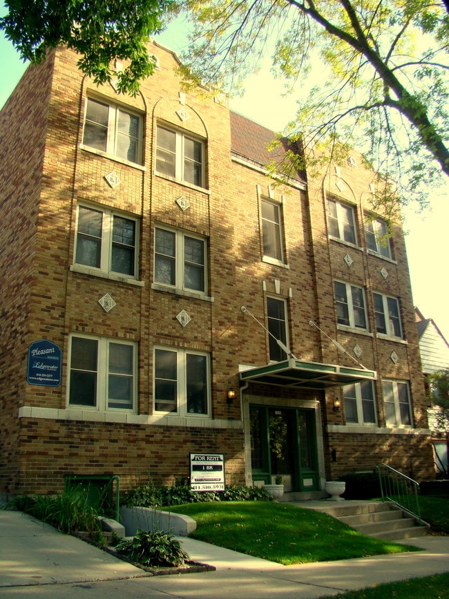 Building Photo - Pleasant Apartments