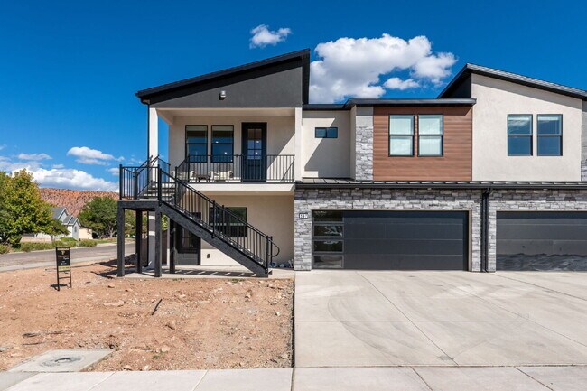Foto del edificio - "Charming 2-Bed, 2-Bath Apartment in a brand new townhome at Lavista Hillside Charm in Cedar City...