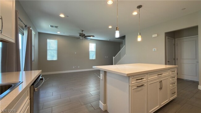 Building Photo - 335 Cadence Vista Dr