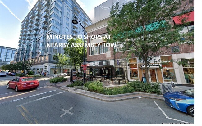 Building Photo - 9 Sanger St