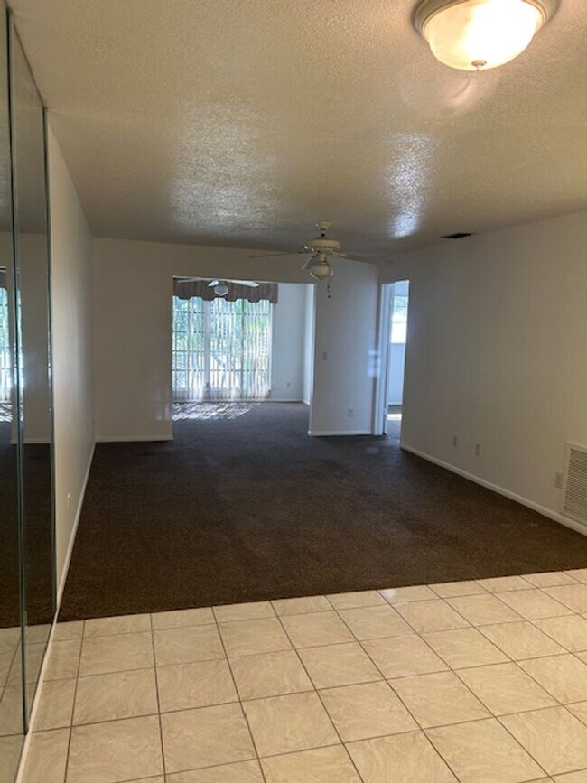 Foto del edificio - Well maintained 2/2 condo in 55+ community