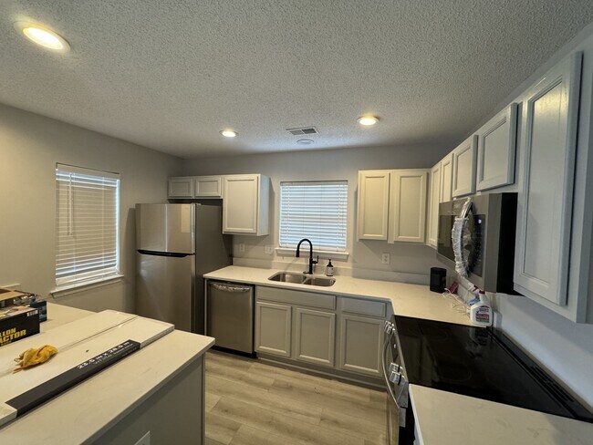Foto del edificio - 600 Pond Pine Trail