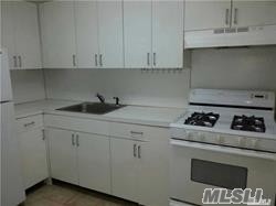 Foto del edificio - 74-02-74-43 43rd Ave
