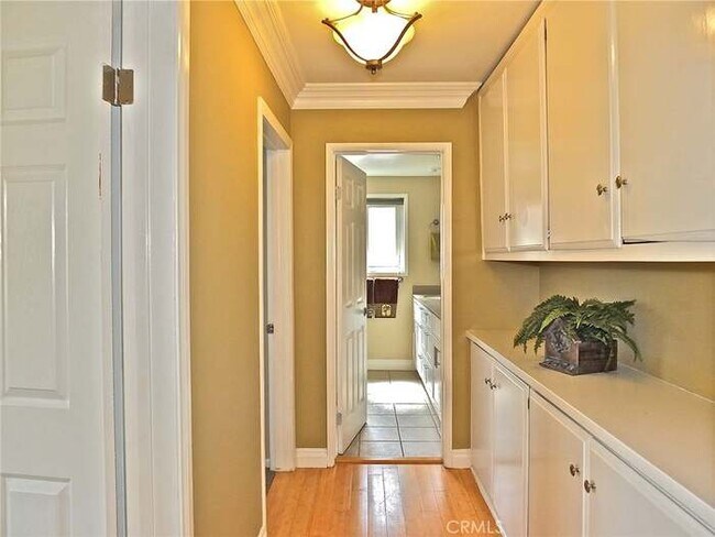 Foto del edificio - 3580 Aster St