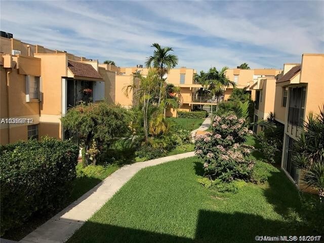 Foto del edificio - 9311 SW 4th St