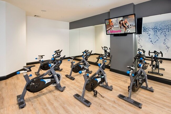 Building Photo - 17 Dr Martin Luther King Jr St S