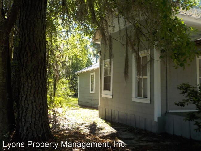 Building Photo - 3 br, 1 bath House - 609 HIGHTOWER ST