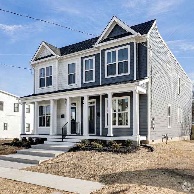 Building Photo - 2222 Perry St