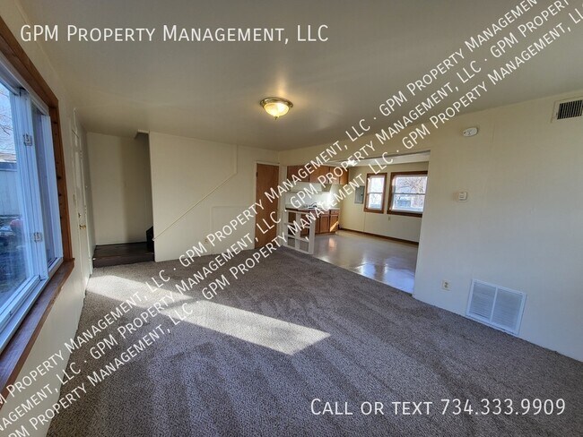 Foto del edificio - 2210 Delton Ct