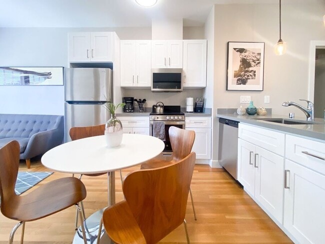 Building Photo - 1850 Arch St