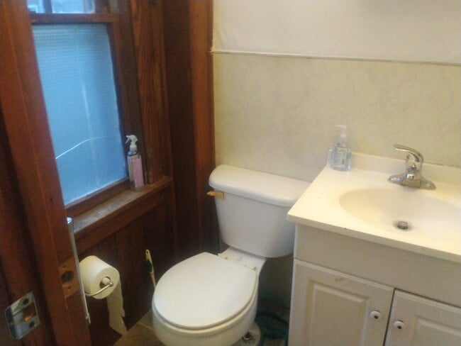 Building Photo - 7312 Central Avenue Pike