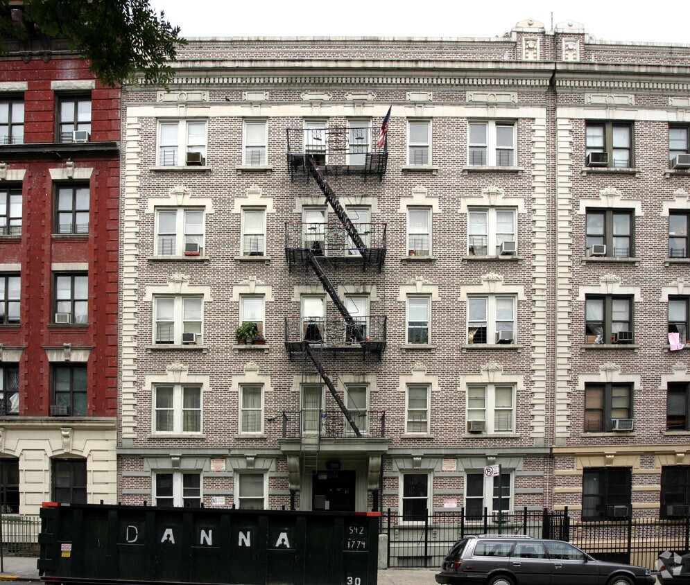 507 CON 170th ¡St - 507 W 170th St