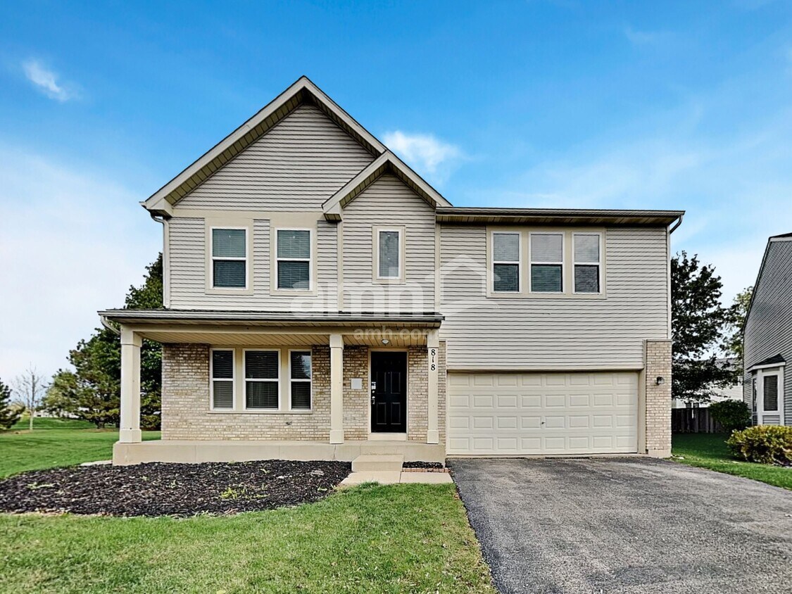 Foto principal - 818 Glen Cove Ln