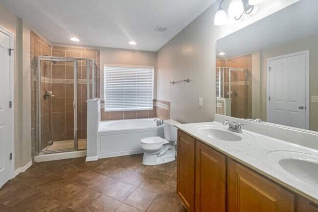 Foto del edificio - 5017 Gandross Ln