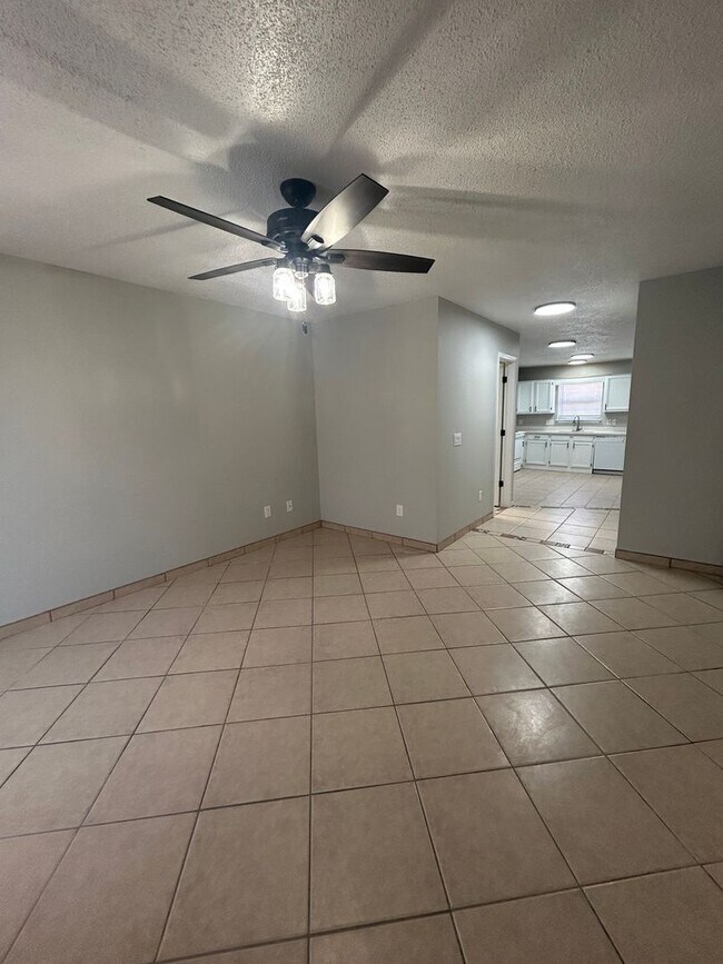 Foto del edificio - 3302 SW Landau Ct