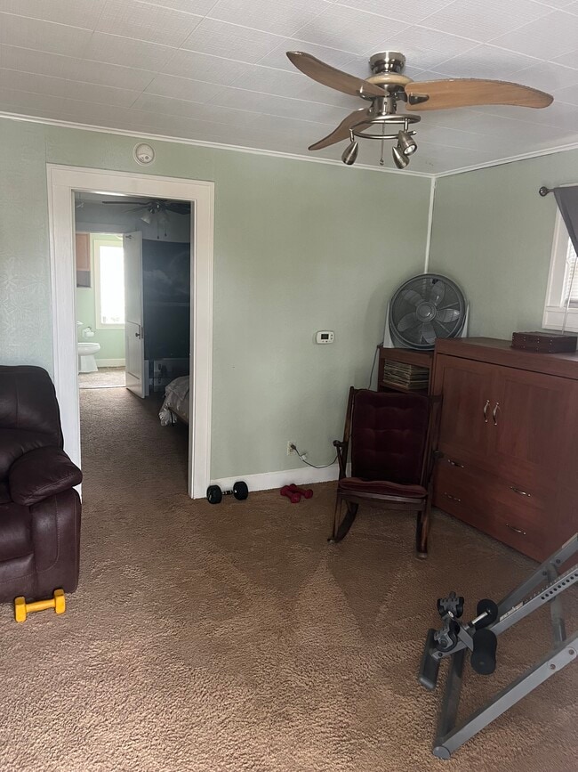 Photo - 404 N Harbison Ave House