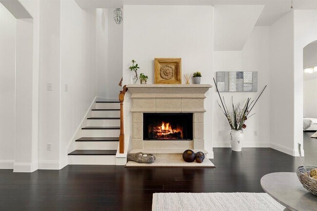 Building Photo - 10307 Cascade Hills Dr