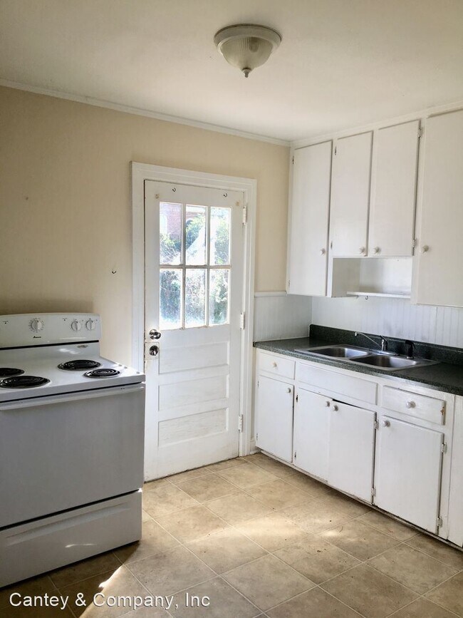 Foto del edificio - 3 br, 1 bath House - 3250 Bagnal Drive