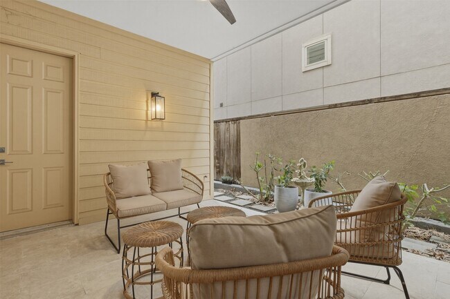 Foto del edificio - 5515 Venice St