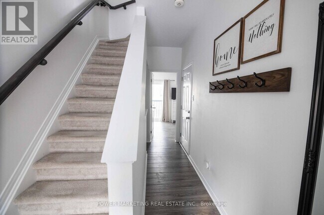 Building Photo - 540 RECOLTE
