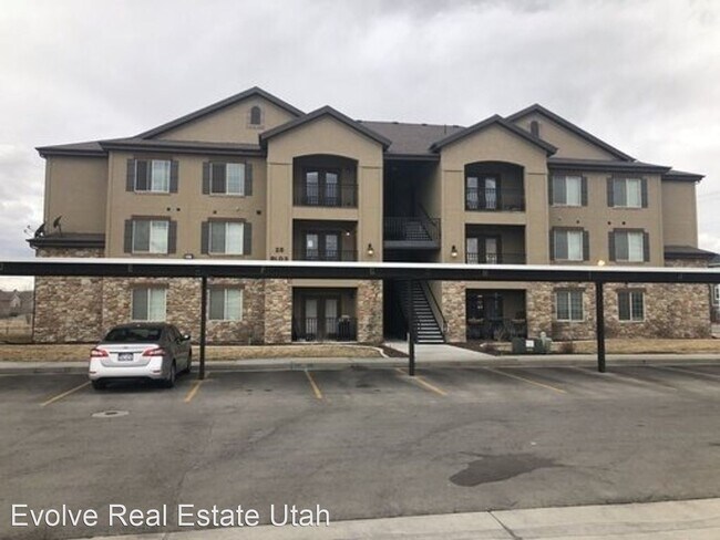 Building Photo - 68 S Willow Cir Loop