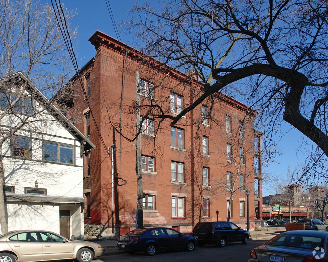 Foto del edificio - Mount Royal Apartments