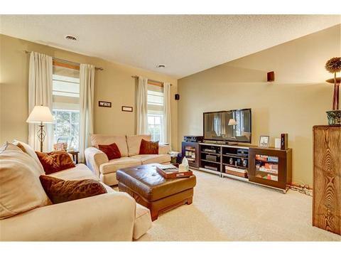 Primary Photo - 1971 Shamrock Pl