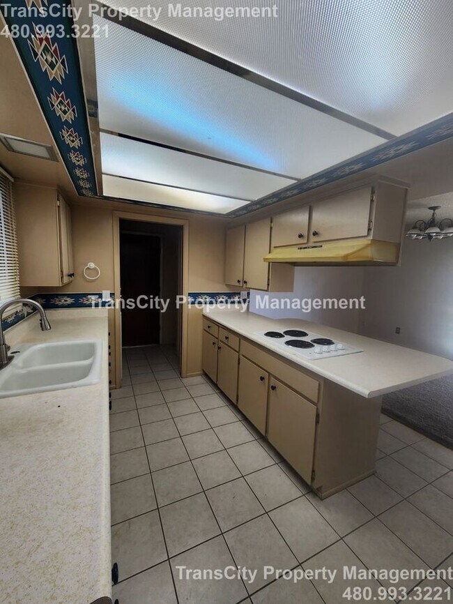 Foto del edificio - Tempe home for rent 4 bed 2 bath near Mill...