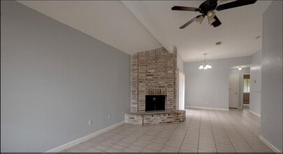 Building Photo - 12005 Tambourine Dr