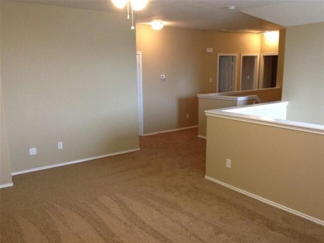Building Photo - 6714 Hidden Colony Ln