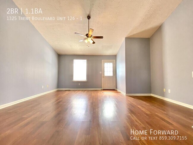 Foto del edificio - 1325 Trent Blvd