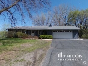 Building Photo - 13548 Dan Patch Dr