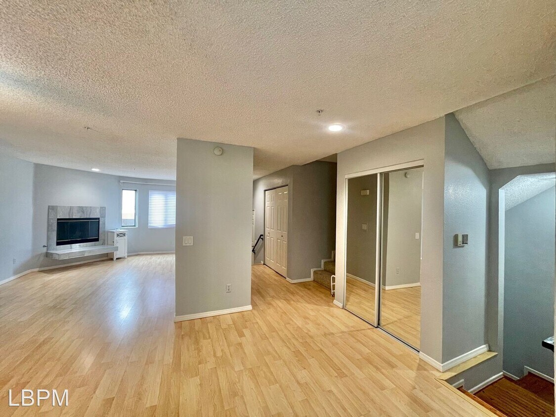 Primary Photo - 3 br, 3 bath House - 724 S Sierra Vista Av...