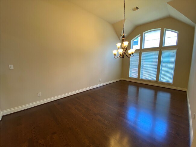 Foto del edificio - 5922 Solara Ledge Ln