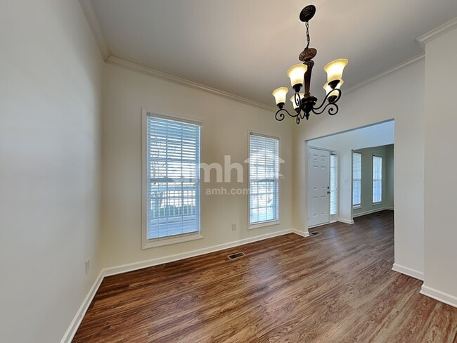 Foto del edificio - 3102 Quail Run Drive