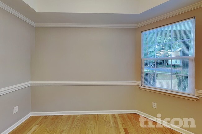 Building Photo - 15609 Carrington Ridge Dr