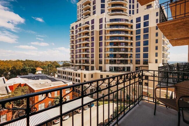 Foto del edificio - 2109 Bayshore Blvd