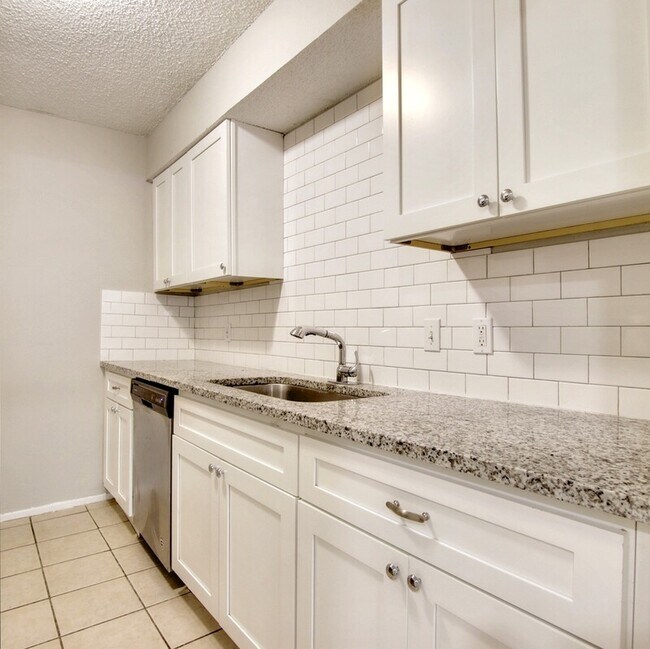 Foto del edificio - 1722 Fitzgerald Ct