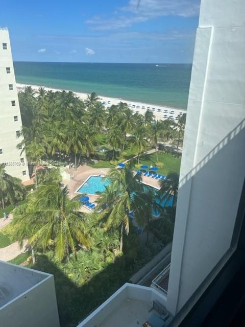 Foto del edificio - 4301 Collins Ave