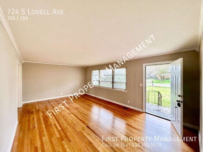 Foto del edificio - 724 S Lovell Ave