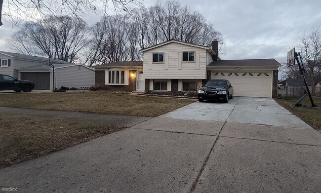 Building Photo - 3 br, 1.5 bath House - 1805 Carr Dr