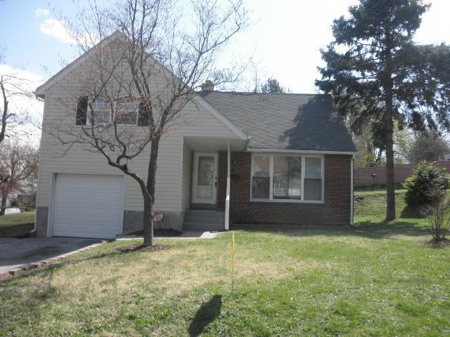 Foto principal - 1345 Martin Dr