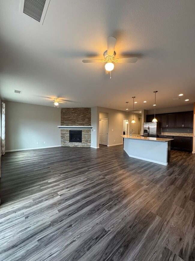 Building Photo - Spacious 4-Bedroom Dayton Home with Split-Bedroom Layout & Modern Finishes