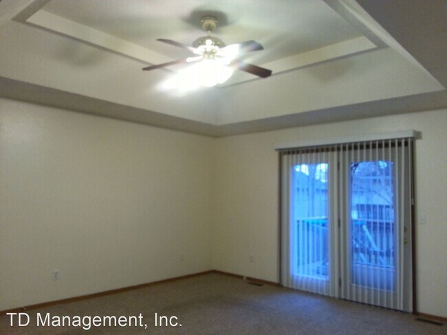 Building Photo - 3 br, 2 bath House - 334 Shark Cir