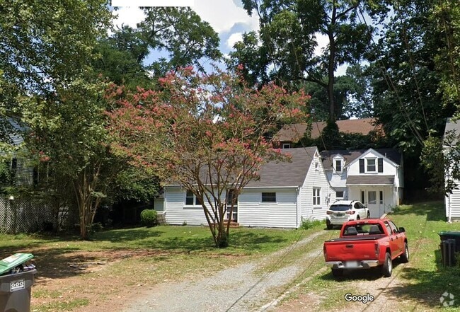 Building Photo - 128 Shamrock Rd