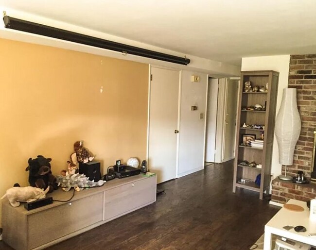 Foto del edificio - 5208 Sand Point Way NE