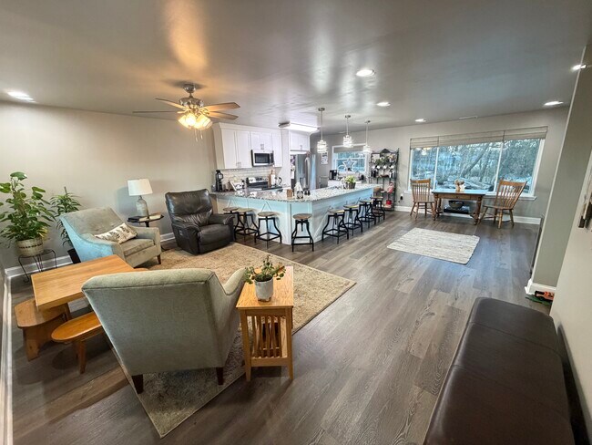 Foto del edificio - 10264 Pleasant View Dr